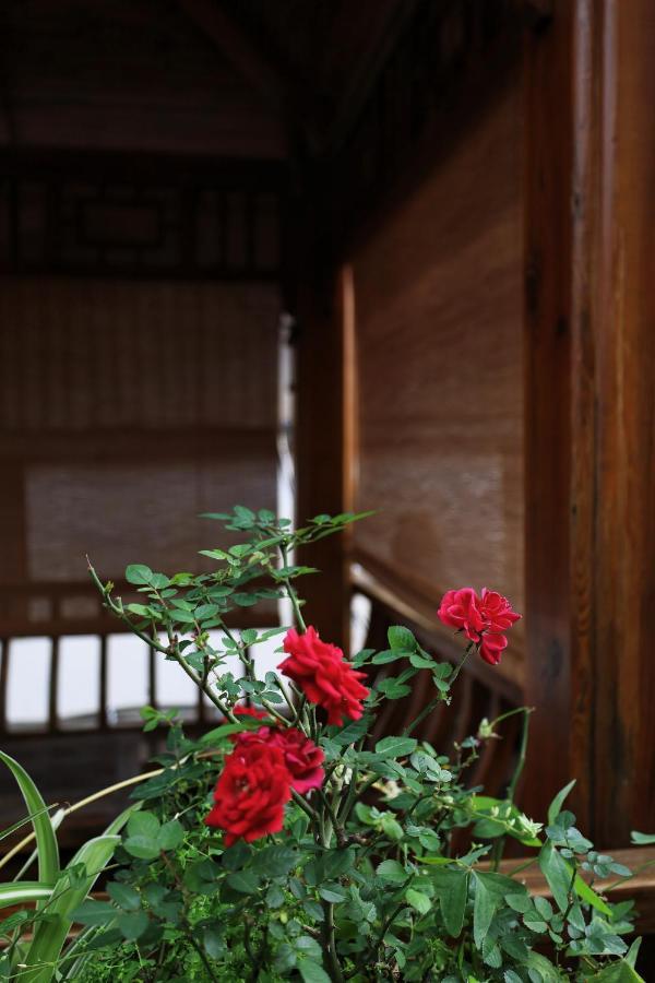 Apartamento Xiluxiaoxie Saturday 3Nights Airport Free Transfer Lijiang  Exterior foto