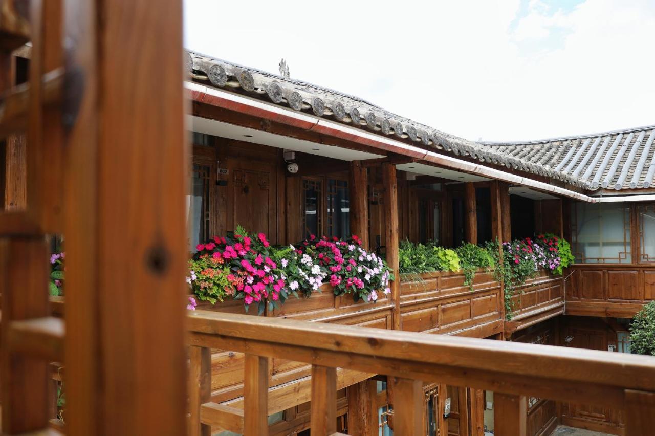Apartamento Xiluxiaoxie Saturday 3Nights Airport Free Transfer Lijiang  Exterior foto