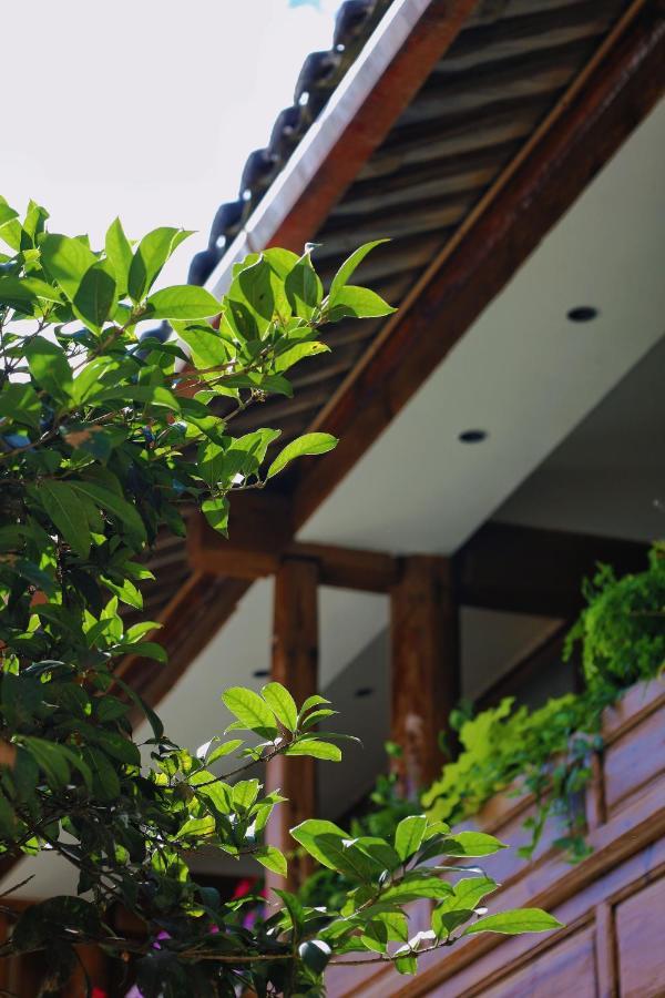 Apartamento Xiluxiaoxie Saturday 3Nights Airport Free Transfer Lijiang  Exterior foto