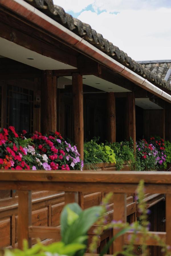 Apartamento Xiluxiaoxie Saturday 3Nights Airport Free Transfer Lijiang  Exterior foto